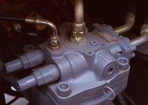 高度なスキルがロウ付け加工を決める